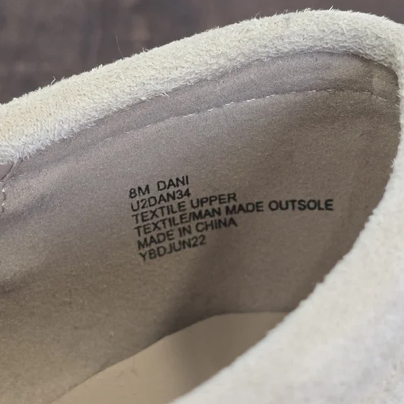 Womens UNIONBAY Tan Suede Shoes - Picture 6 of 6